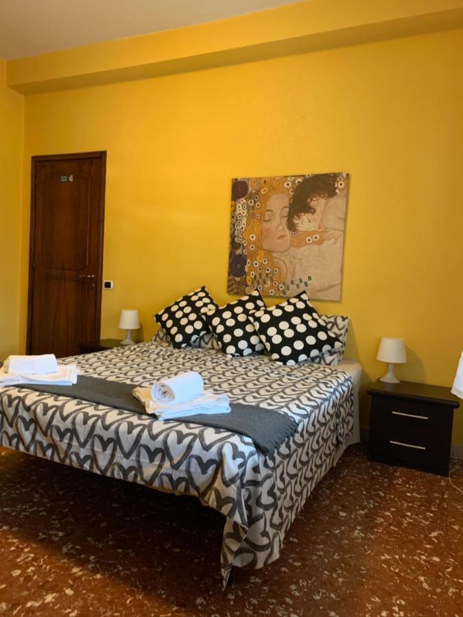 Bella Roma - Ee Hotel Exterior foto